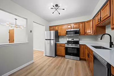 801 79th Street #310, Darien, IL 60561 - Photo 2