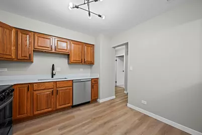 801 79th Street #310, Darien, IL 60561 - Photo 4