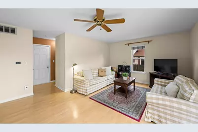 1233 Old Timber Court, Hoffman Estates, IL 60192 - Photo 16
