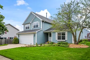 1233 Old Timber Ct, Hoffman Estates, IL 60192 - Photo 2