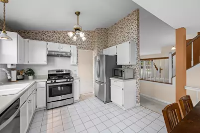 1233 Old Timber Court, Hoffman Estates, IL 60192 - Photo 10