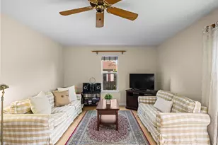 1233 Old Timber Ct, Hoffman Estates, IL 60192 - Photo 14