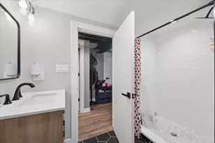 1223 Edmer Ave, Oak Park, IL 60302 - Photo 24