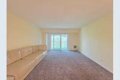 350 Plum Creek Drive #406, Wheeling, IL 60090 - Photo 20