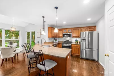 105 Sharon Court, North Aurora, IL 60542 - Photo 10