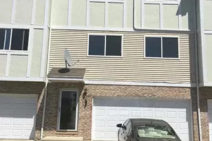 8216 Rachel Ln, Justice, IL 60458 - Photo 2