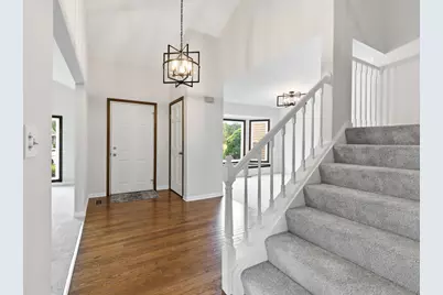 450 Potomac Lane, Elk Grove Village, IL 60007 - Photo 4