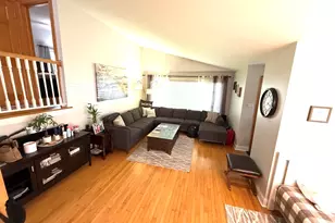 7536 Kildare Ave, Skokie, IL 60076 - Photo 2