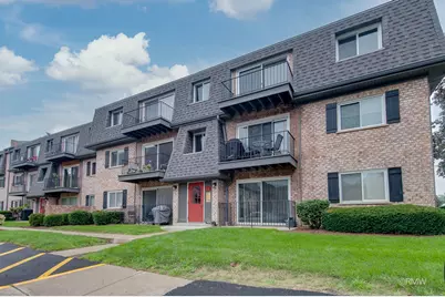 872 S Plum Grove Road #305, Palatine, IL 60067 - Photo 1