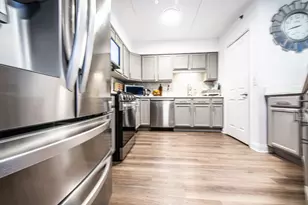 9864 W Leland Ave, Schiller Park, IL 60176 - Photo 4