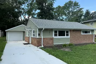 261 Miami St, Park Forest, IL 60466 - Photo 2