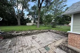 261 Miami St, Park Forest, IL 60466 - Photo 8