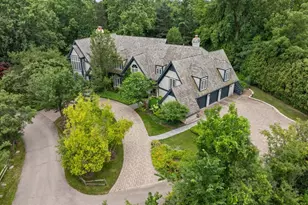 3 Old Hunt Rd, Northfield, IL 60093 - Photo 4