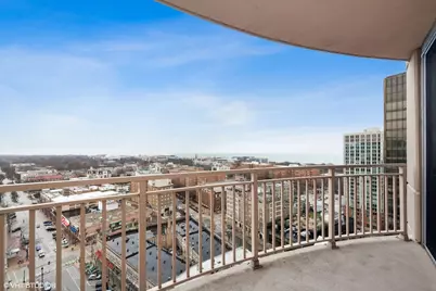 807 Davis Street #1806, Evanston, IL 60201 - Photo 24
