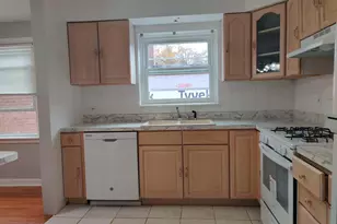 724 Florence Ave, Evanston, IL 60202 - Photo 6