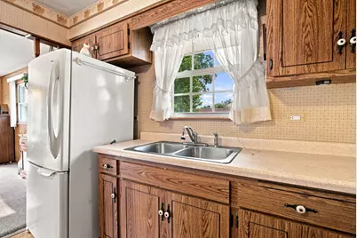10319 S 82nd Avenue, Palos Hills, IL 60465 - Photo 8