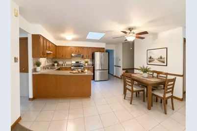 13338 Laramie Boulevard, Crestwood, IL 60418 - Photo 6