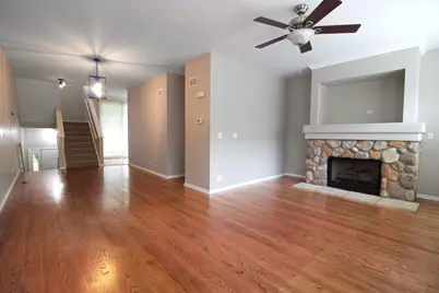 605 Pheasant Trail, Saint Charles, IL 60174 - Photo 2