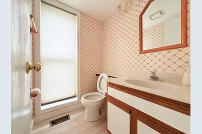 95 Southfield Drive, Vernon Hills, IL 60061 - Photo 14