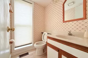 95 Southfield Dr, Vernon Hills, IL 60061 - Photo 14