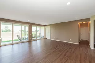 12910 Crestview Dr, Huntley, IL 60142 - Photo 8