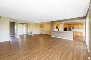 12910 Crestview Dr, Huntley, IL 60142 - Photo 6