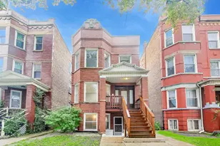 3080 N Davlin Ct, Chicago, IL 60618 - Photo 1