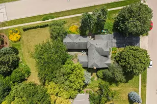 730 Cambridge Pl, Sycamore, IL 60178 - Photo 26