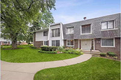 2720 Mitchell Drive #4, Woodridge, IL 60517 - Photo 1