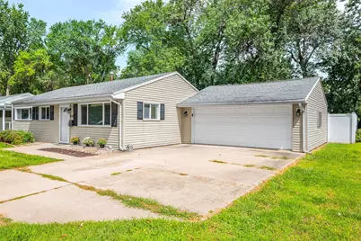 200 N Coolidge Street, Normal, IL 61761 - Photo 28