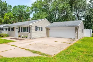 200 N Coolidge St, Normal, IL 61761 - Photo 28