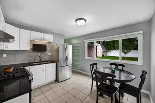 200 N Coolidge St, Normal, IL 61761 - Photo 4