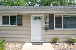 200 N Coolidge St, Normal, IL 61761 - Photo 6