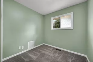 200 N Coolidge St, Normal, IL 61761 - Photo 22