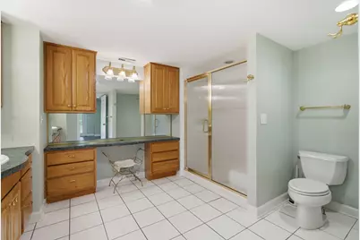 368 Hiawatha Drive, Lake in the Hills, IL 60156 - Photo 30