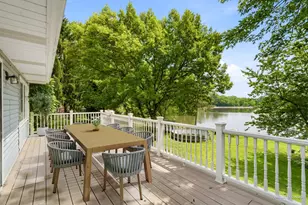 368 Hiawatha Dr, Lake in the Hills, IL 60156 - Photo 32