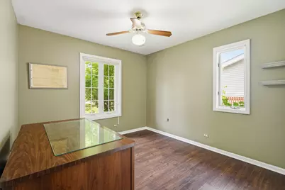 368 Hiawatha Drive, Lake in the Hills, IL 60156 - Photo 20