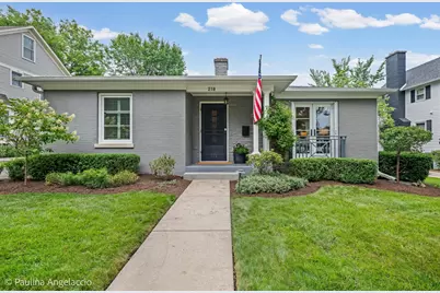 218 Coolidge Avenue, Barrington, IL 60010 - Photo 2