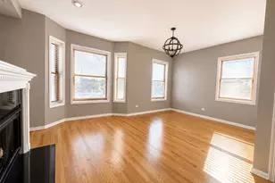 1966 W Diversey Pkwy, Chicago, IL 60614 - Photo 6