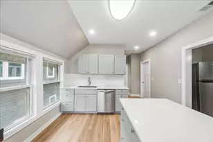 1619 Florence Ave, Evanston, IL 60201 - Photo 4