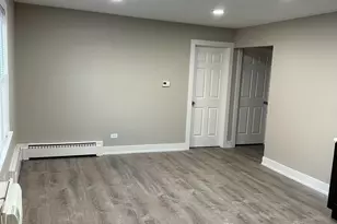 7645 S Roberts Rd, Bridgeview, IL 60455 - Photo 18