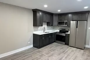 7645 S Roberts Rd, Bridgeview, IL 60455 - Photo 20
