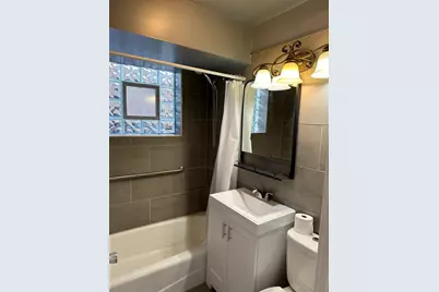 7645 S Roberts Road, Bridgeview, IL 60455 - Photo 22