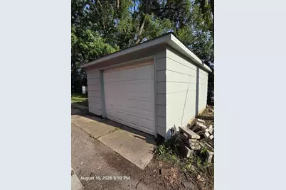 2620 Gilboa Avenue, Zion, IL 60099 - Photo 22