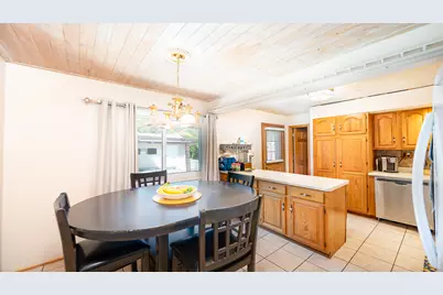 303 Macgregor Road, Lockport, IL 60441 - Photo 6