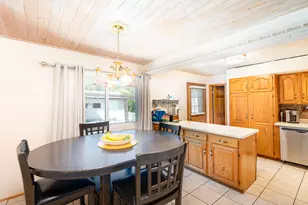 303 MacGregor Rd, Lockport, IL 60441 - Photo 6
