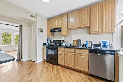 6457 N California Avenue #3, Chicago, IL 60645 - Photo 10