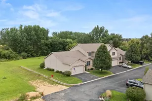 1350 Ridge Dr, Sycamore, IL 60178 - Photo 28