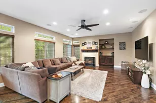 2221 Somerset Ln, Mundelein, IL 60060 - Photo 10