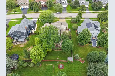 2221 Somerset Lane, Mundelein, IL 60060 - Photo 48